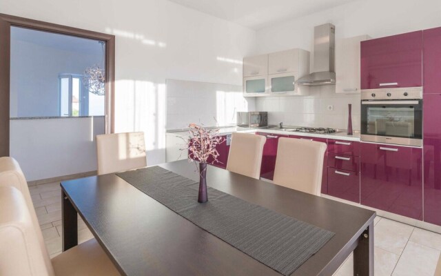 Stunning Home in Pula With Wifi and 7 Bedrooms