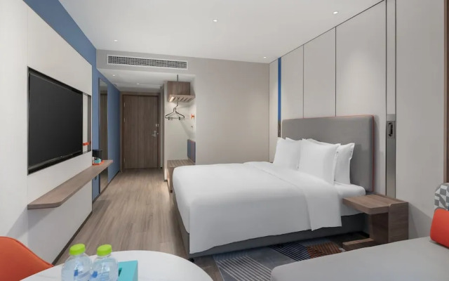 Holiday Inn Express Qingdao Shibei by IHG