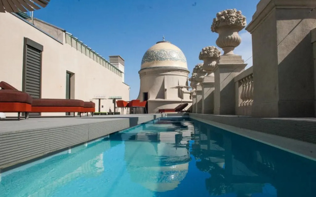 Casagrand Luxury Suites Barcelona