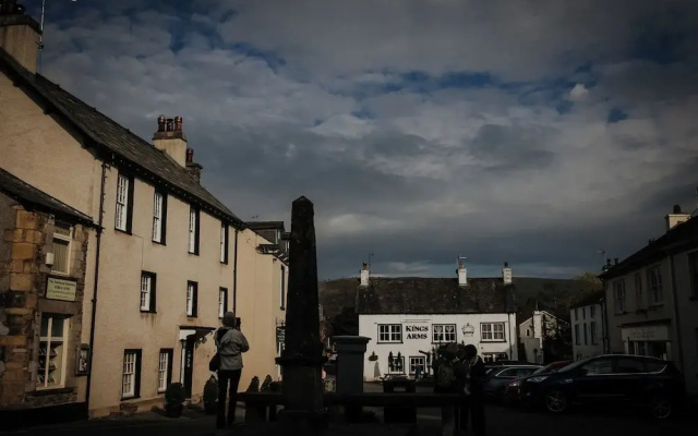 The Pheasant Lodge