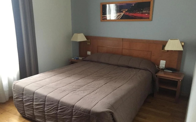 Hôtel de la Perdrix Rouge