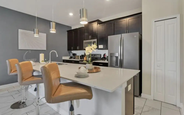 Your 4bdr Vacation Home - 4838