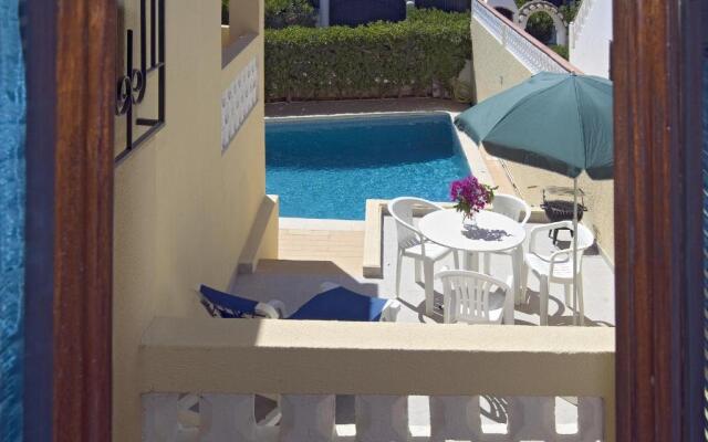 417 Villa Beatriz