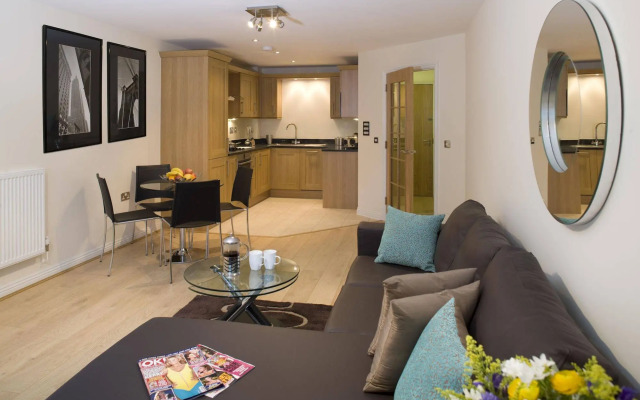 Cliddesden Place by House of Fisher