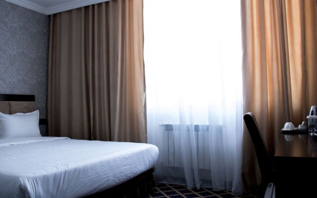 Corniche Hotel Baku