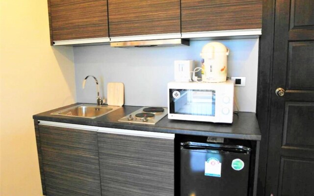 Park Lane Jomtien Resort - 1 Bed Sleeps 2