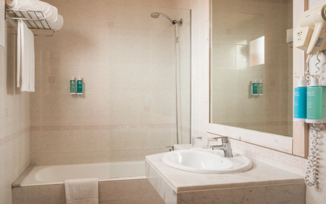 Hotel Medium Sitges Park
