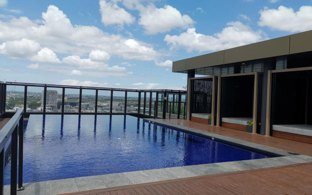 Wentworth Point Oversized balcony view apartment