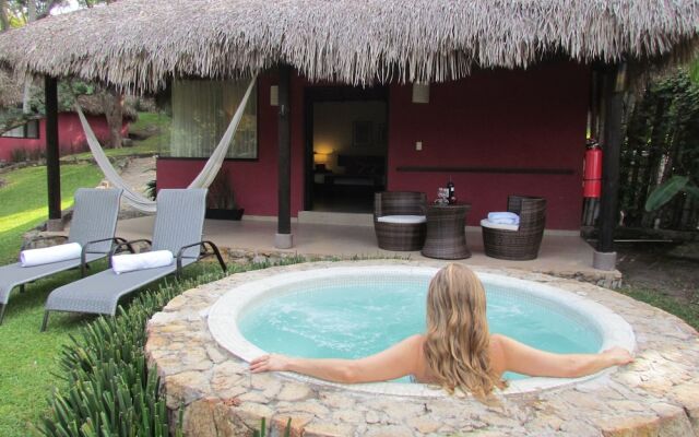 El Pistache Couples Boutique Hotel