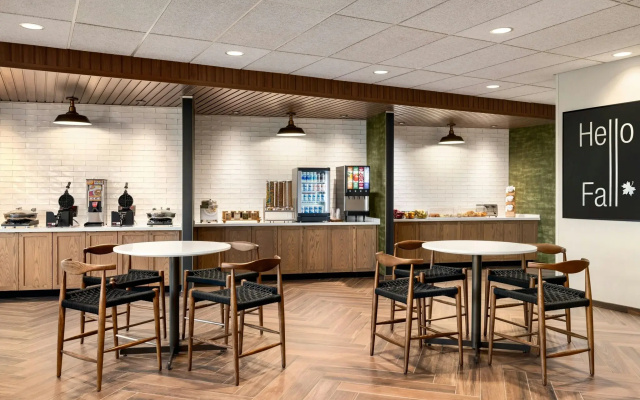 Fairfield by Marriott Inn & Suites Bethlehem PA