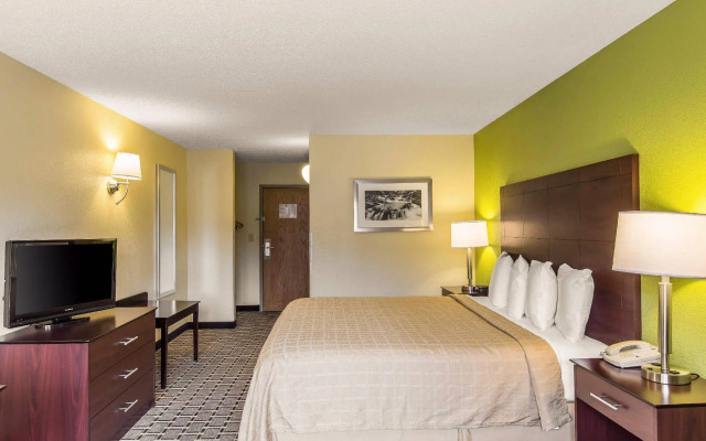 Quality Inn Cherokee