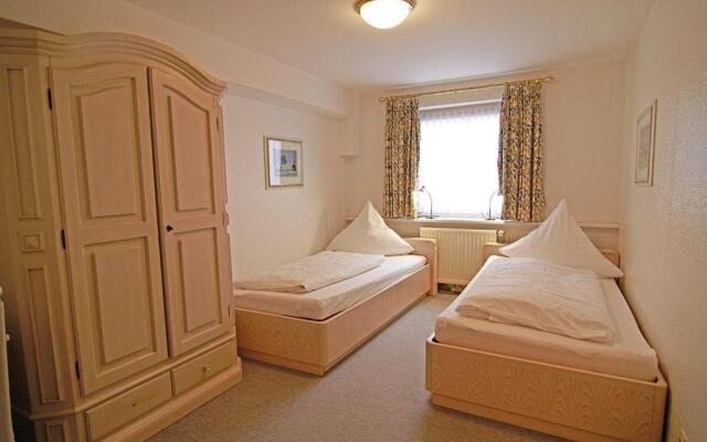 Haus-Meisennest-Wohnung-Star