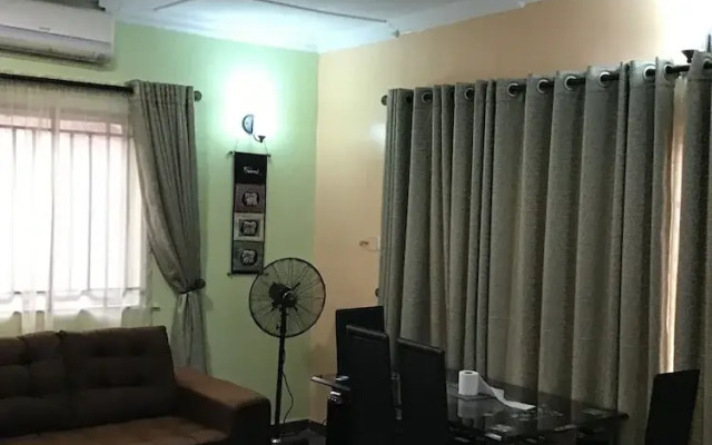 Gees Shortlets Apartments