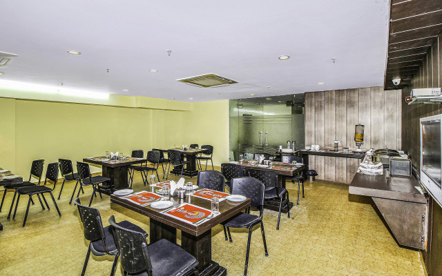FabHotel Aashraye