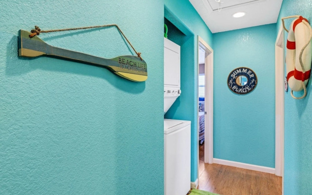 Stunning Beach House With Firepit&grill