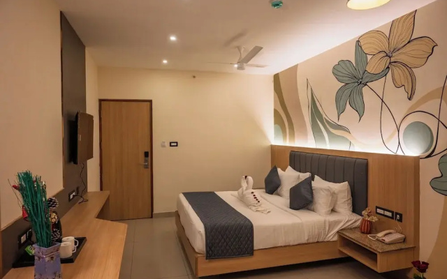 Hotel Tamizh Grand