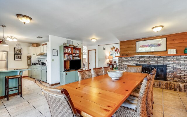 The Other Castle 5 Bedroom Home by RedAwning