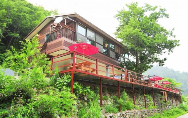 Yangyang Beopsusanjang Pension