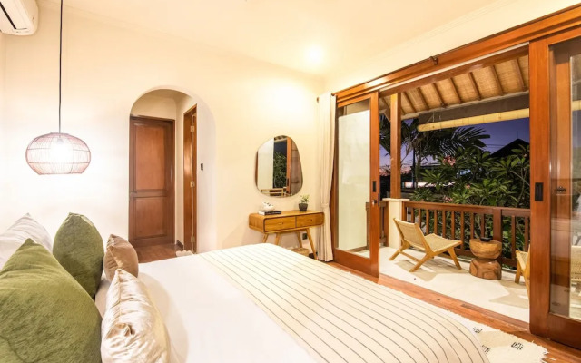 Canggu 400m Tobeach Escape 4br Designer Villa