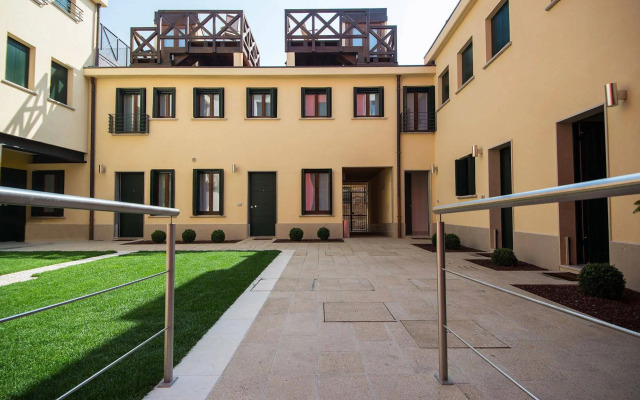 Ca' Degli Antichi Giardini Apartments