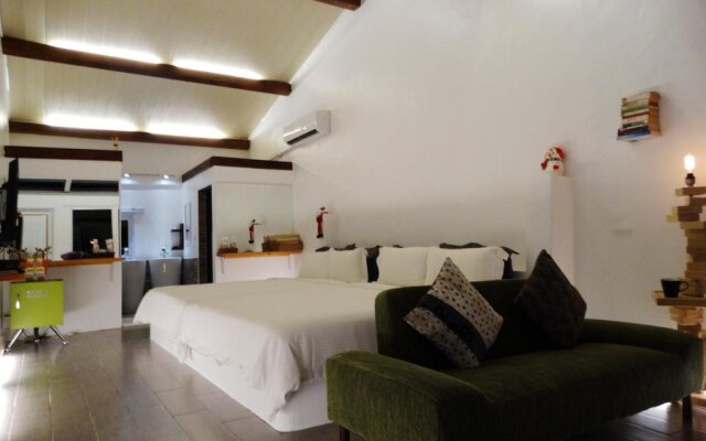 Small House Villa
