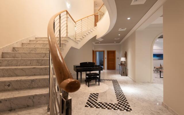 Maison Privee - Luxury 5BR Villa with Private Pool and Beach