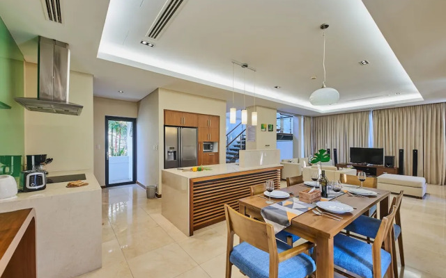 Vacation Homes Pool Villa