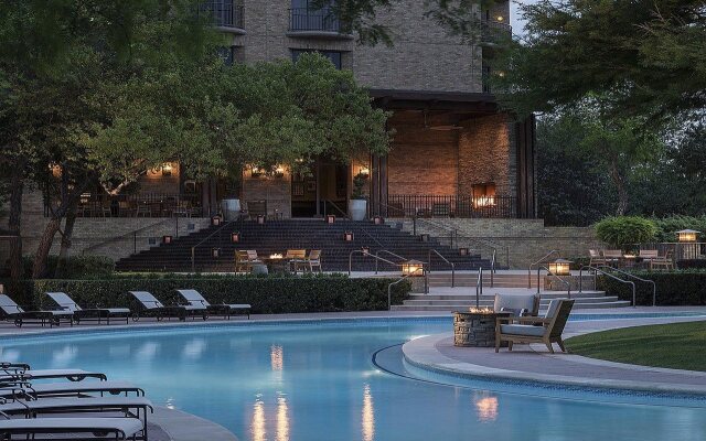 The Ritz-Carlton Dallas, Las Colinas