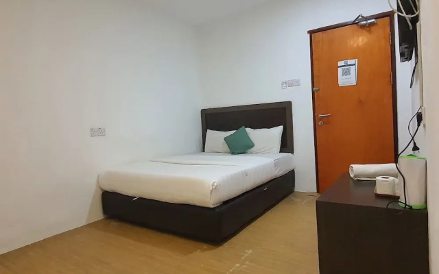 OYO 91053 Signature Inn Miri