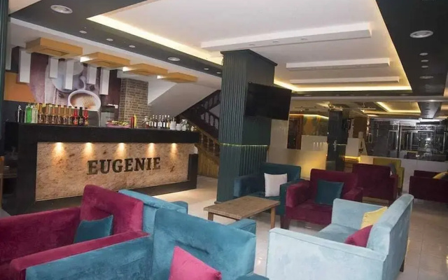 Emirates Hotel