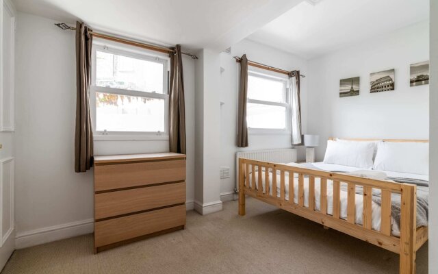 Charming Wandsworth Common Flat