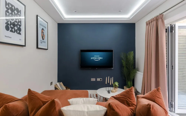 Your Apartment Shepherd's Bush