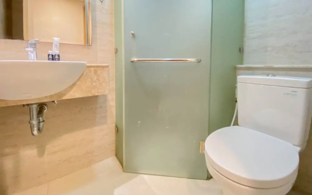 Good And Homey 1Br At Gold Coast Apartment