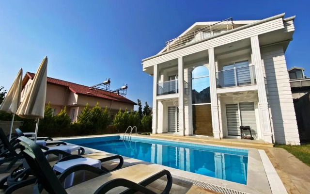 Cihan Villa, Özel Havuzlu, Fethiye