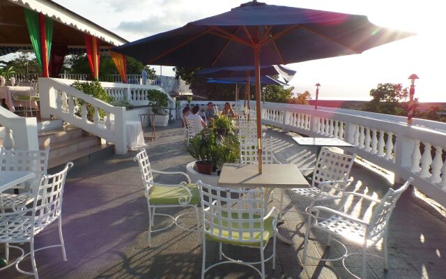 Coral Reef Beach Suite At Montego Bay Club Resort