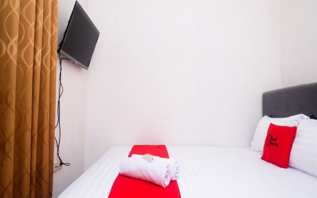 RedDoorz Syariah near Jogja Expo Center