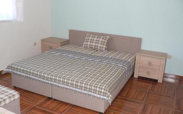 Guest House Pod Hajkem