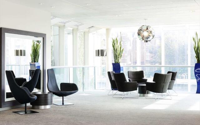 Novotel London West