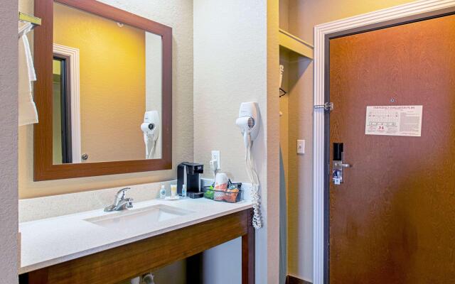 Comfort Inn and Suites Fredericksburg