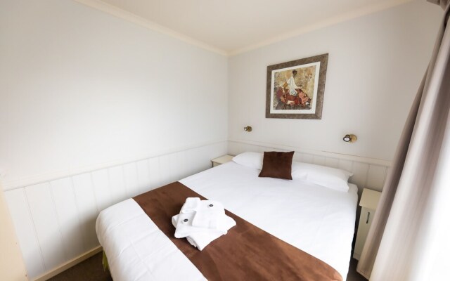 Eildon Riverside Holiday Park