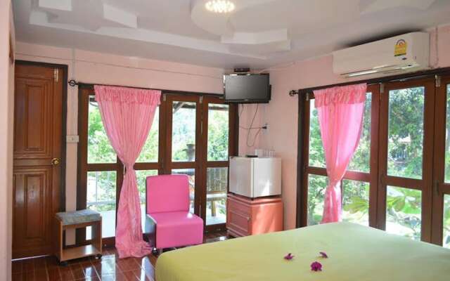 Tayida Resort & Homestay