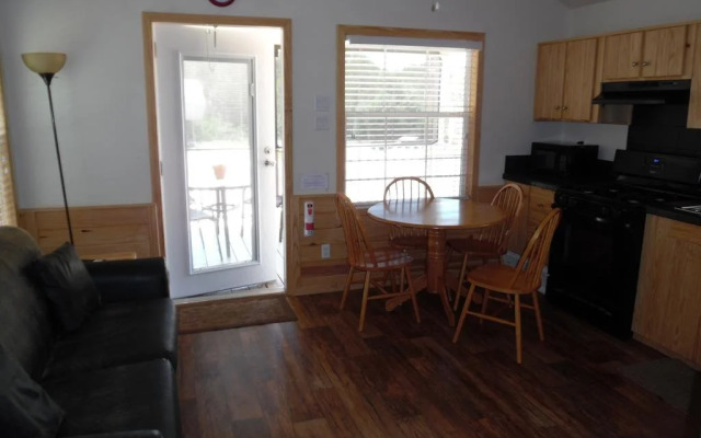 Sun Outdoors Lake Travis