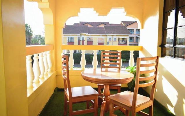 Leafy Park Villa