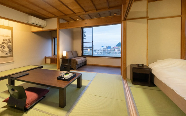 Ito Palace Hotel