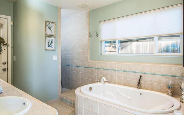 3485 Avalon by the Sea