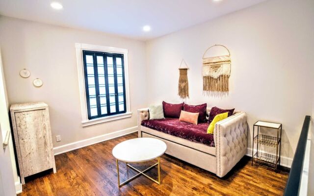 Massive Foggy Bottom Townhouse #1084 3 Bedrooms 2.5 Bathrooms Apts