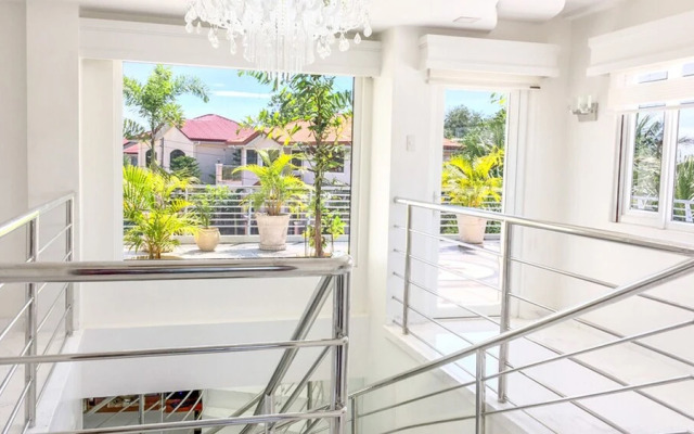 Luxury 4-bedroom Villa in Mactan, Cebu