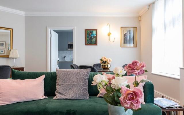 Beautiful 2 bed apt in Mayfair, Close to Tube