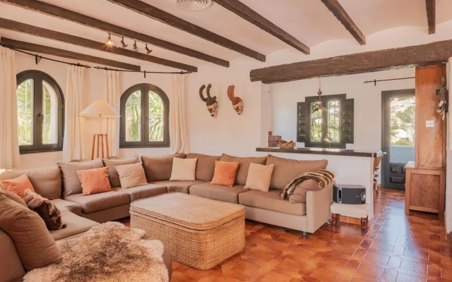 Enticing Villa in Benissa With Swimming Pool