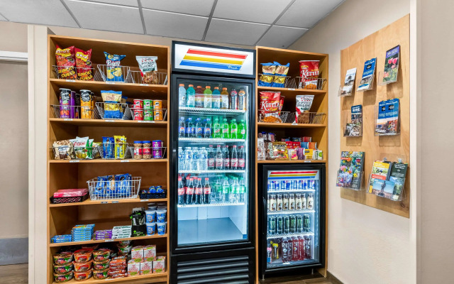 Comfort Inn & Suites Durham near Duke University